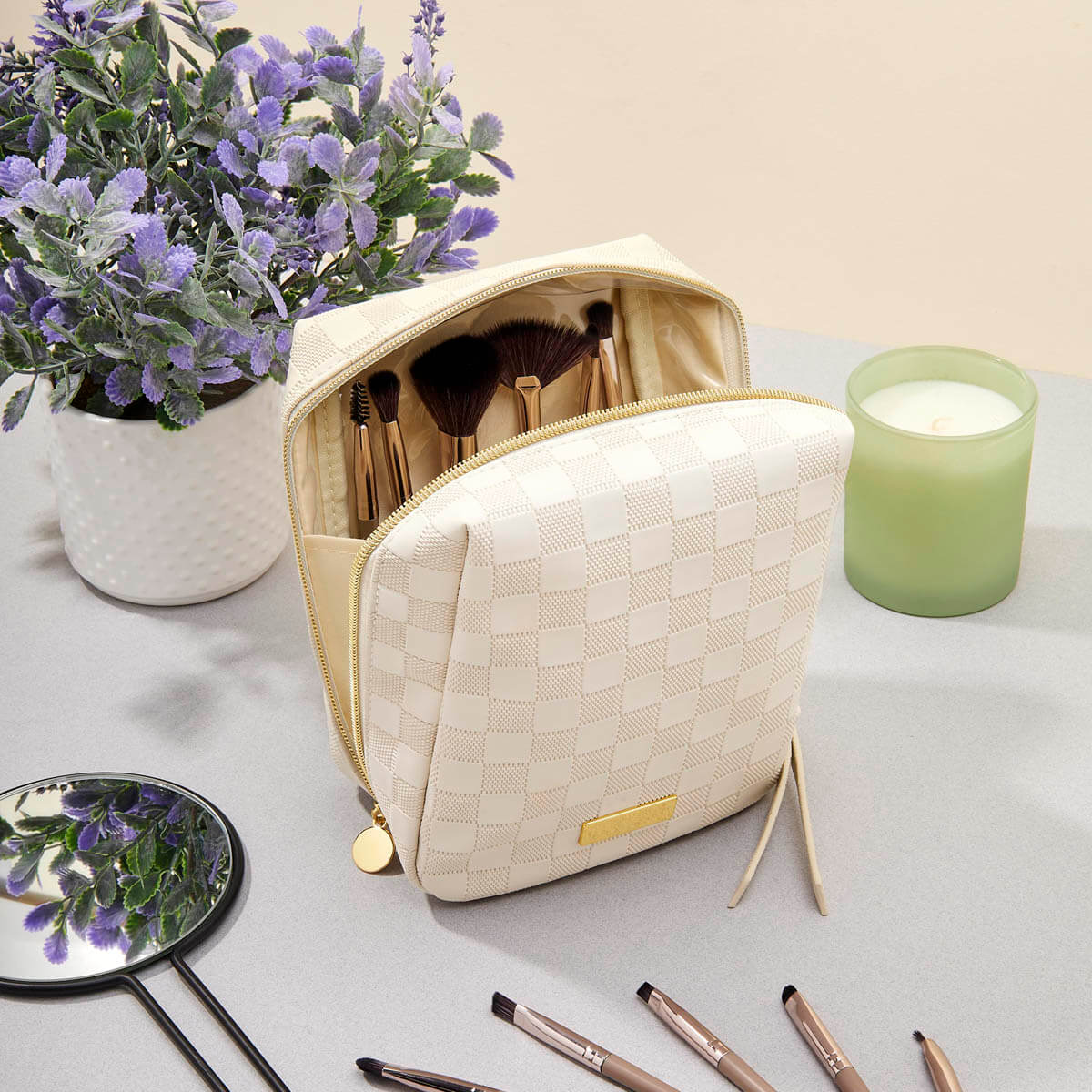 extsrc:0b7cdd850ecee176a461def58a91f176b68348de