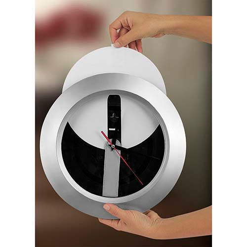 LONDON CLOCK