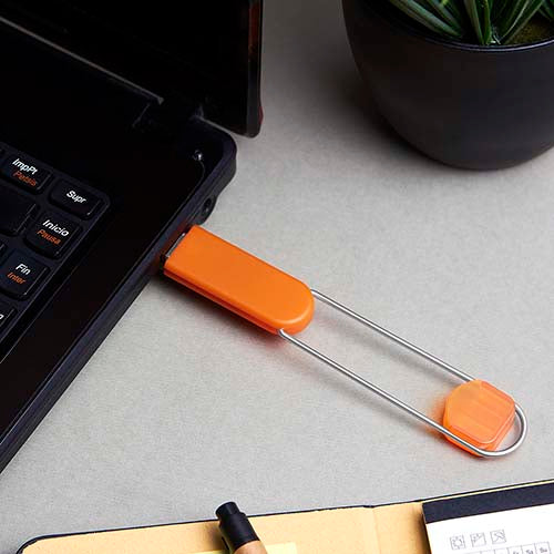 USB KASARI 16 GB