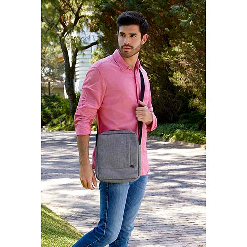 REISEN TRAVEL BACKPACK