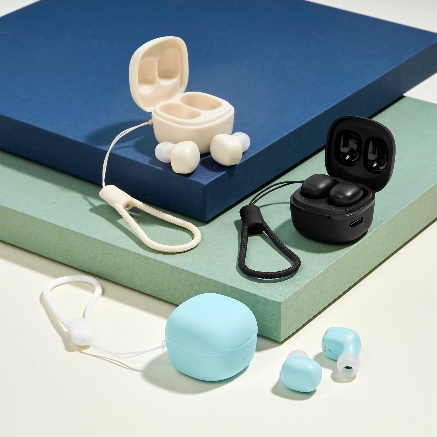 DEZ HEADPHONES